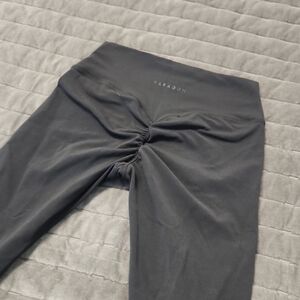 PARAGON BLACK Leggings